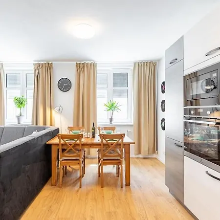Haven Beskydska Street Getaway Apartment